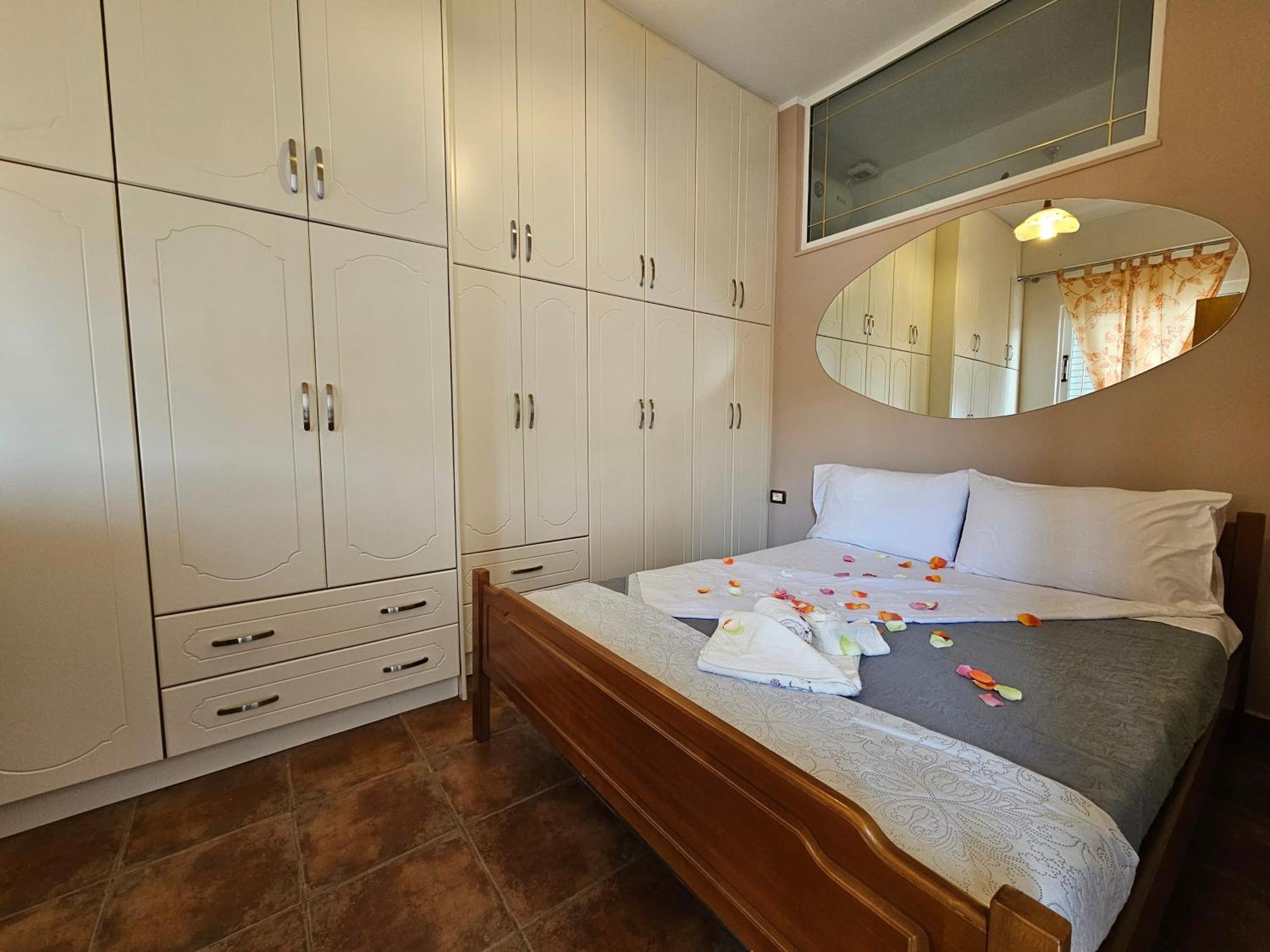 Apartament Leko Sarandë Exterior foto